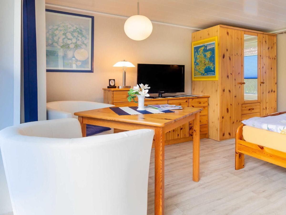 Ferienhaus Smerzinski แบร์เกิน เอาฟ์ รือเจิน ภายนอก รูปภาพ