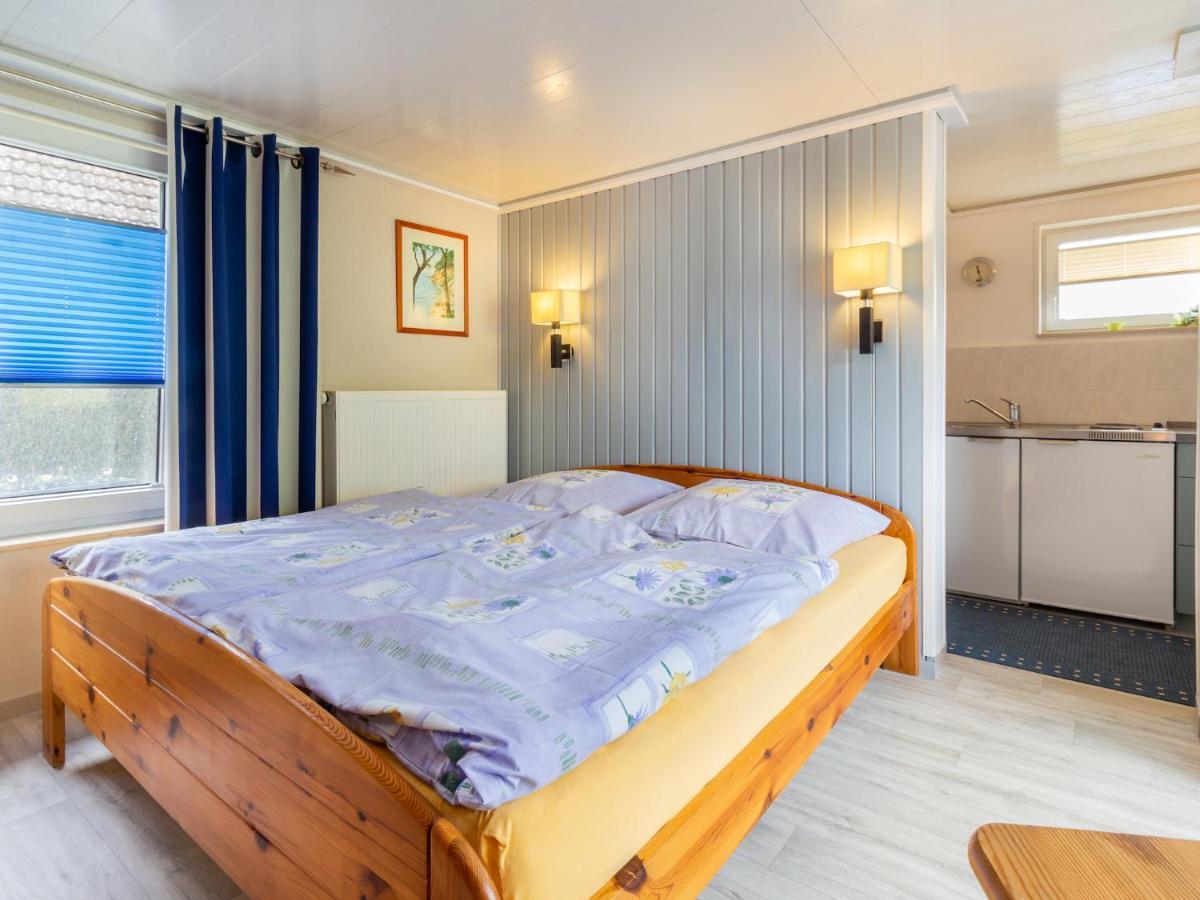 Ferienhaus Smerzinski แบร์เกิน เอาฟ์ รือเจิน ภายนอก รูปภาพ